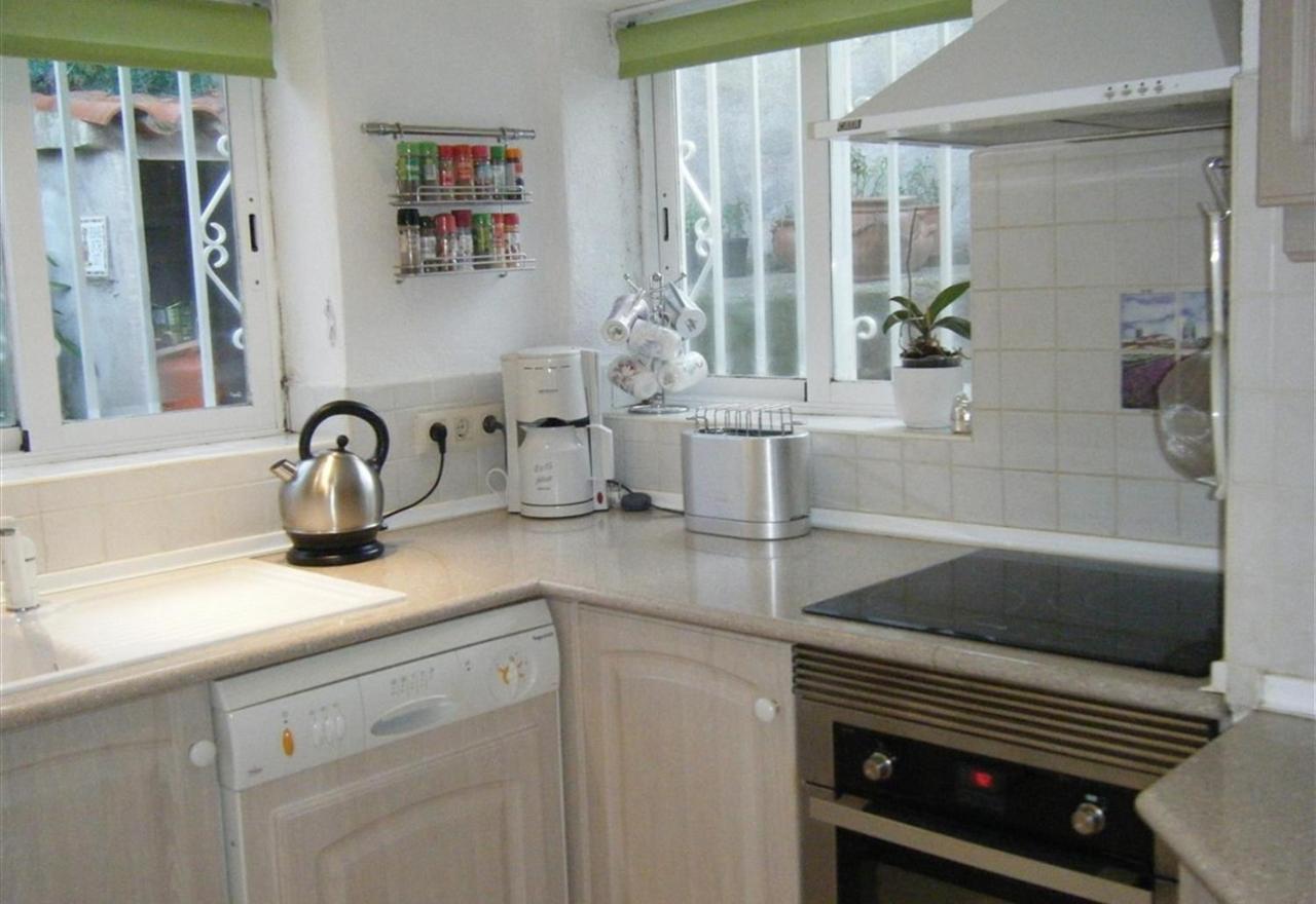 Casa Jazmin Villa Roses Kültér fotó